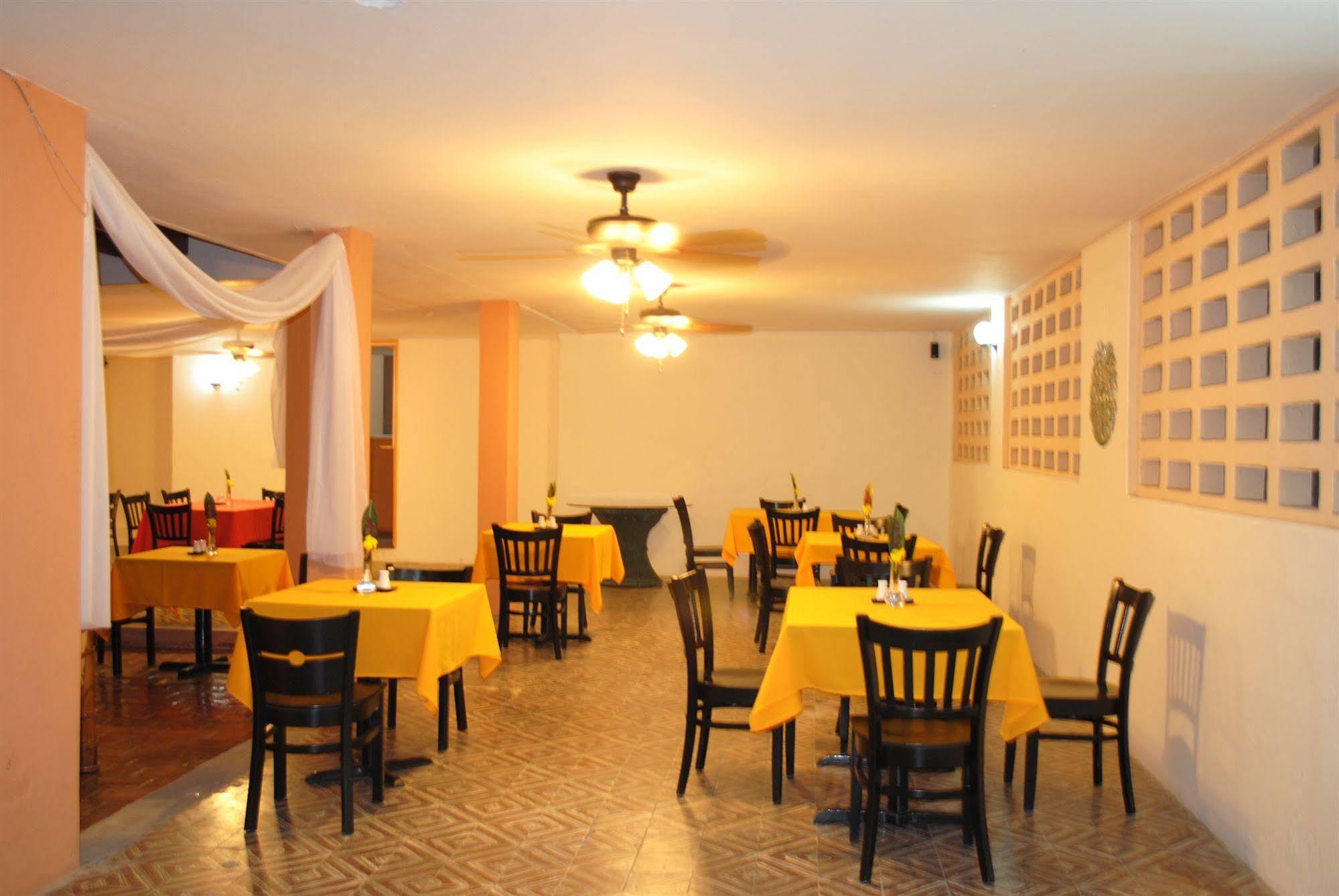 Hotel Imperial Cap-Haïtien Kültér fotó