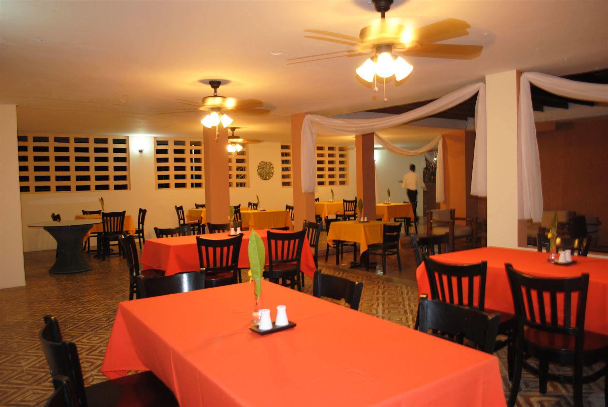 Hotel Imperial Cap-Haïtien Kültér fotó