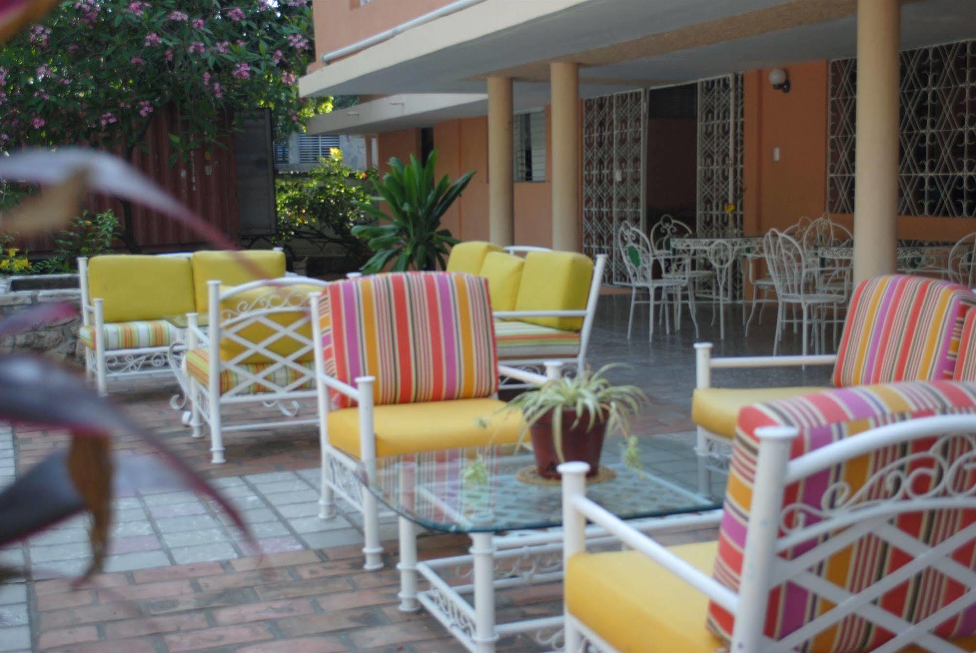 Hotel Imperial Cap-Haïtien Kültér fotó